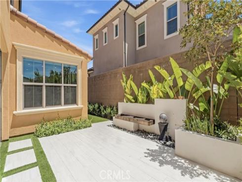 218 Evaroad , Irvine, CA