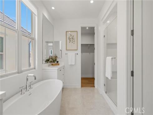 218 Evaroad , Irvine, CA