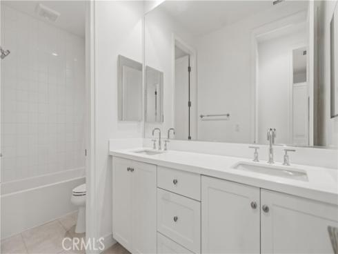 218 Evaroad , Irvine, CA