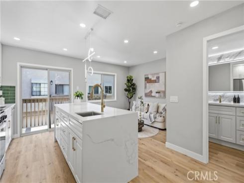 7 Sunup , Irvine, CA