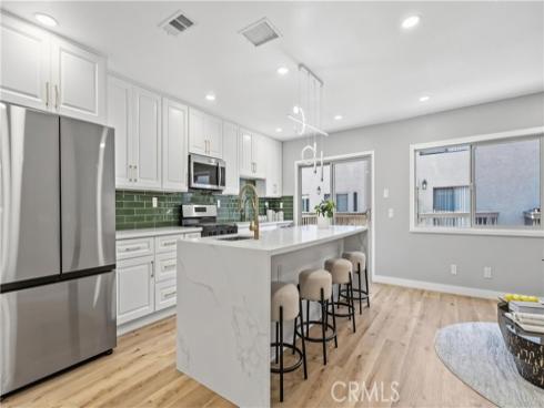 7 Sunup , Irvine, CA