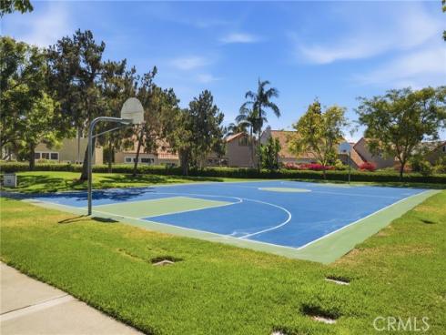 4 Del Italia , Irvine, CA