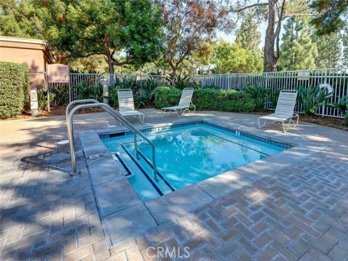 4 Del Italia , Irvine, CA