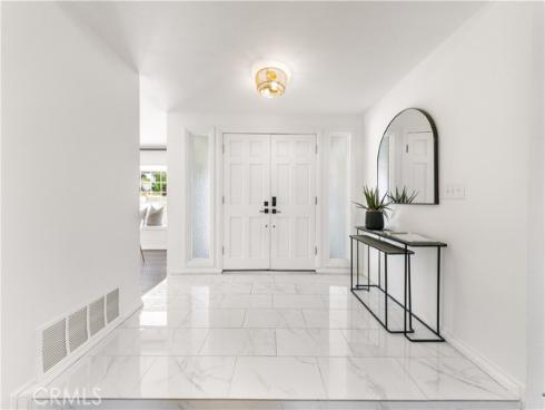 13791 Solitaire , Irvine, CA
