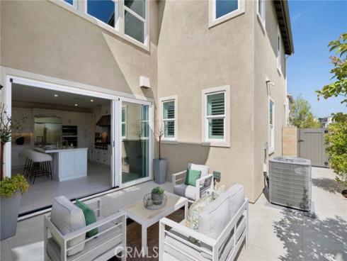 306 Treble , Irvine, CA