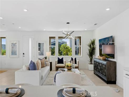 306 Treble , Irvine, CA
