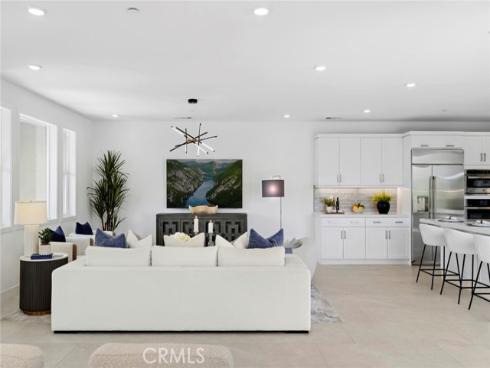 306 Treble , Irvine, CA