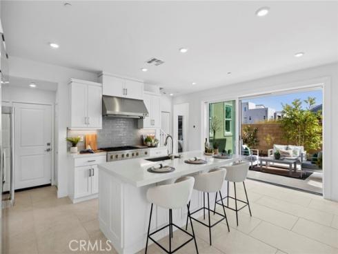 306 Treble , Irvine, CA
