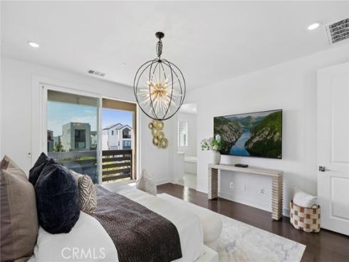 306 Treble , Irvine, CA
