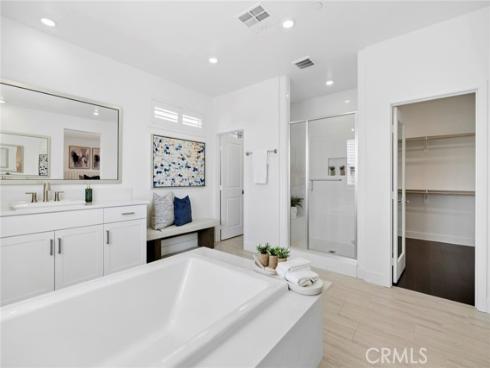 306 Treble , Irvine, CA