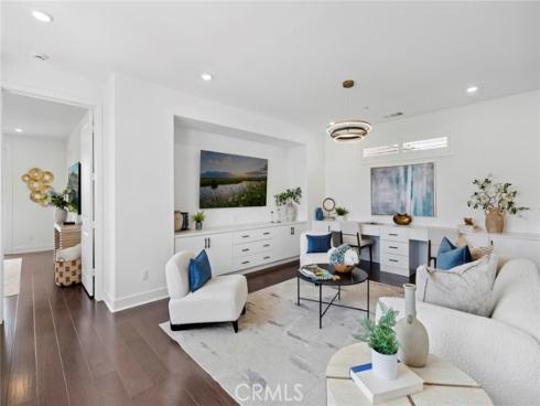 306 Treble , Irvine, CA