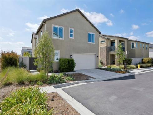 306 Treble , Irvine, CA