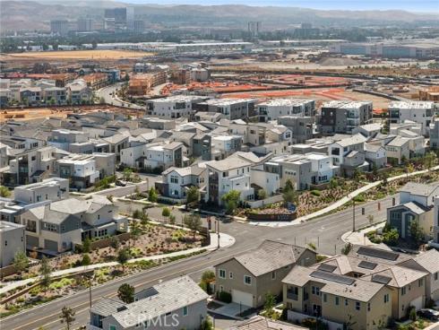 306 Treble , Irvine, CA