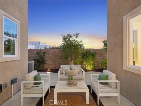 306 Treble , Irvine, CA