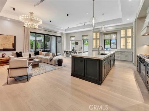 15362 Seine Cir. , Irvine, CA