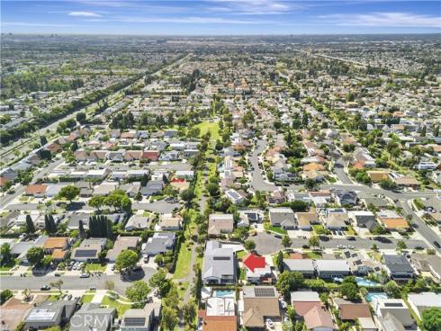 15362 Seine Cir. , Irvine, CA