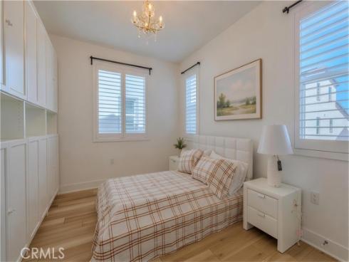 426 Lobata , Irvine, CA