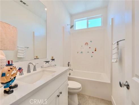 426 Lobata , Irvine, CA
