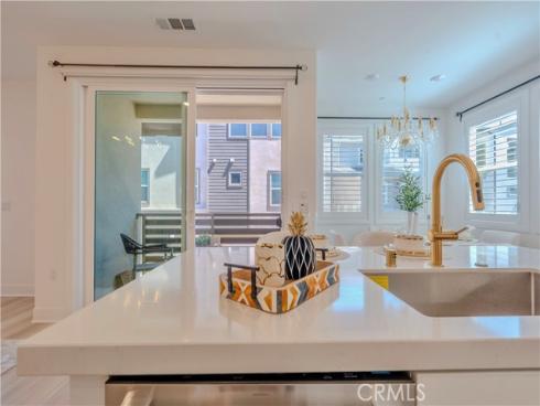 426 Lobata , Irvine, CA