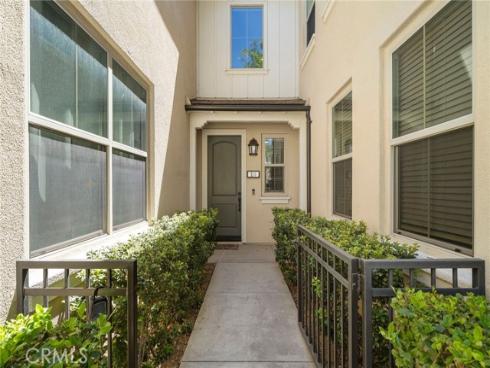 110 Rose Arch , Irvine, CA