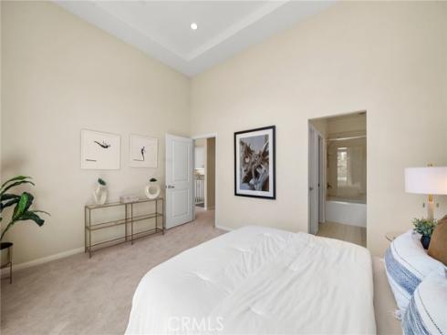 110 Rose Arch , Irvine, CA