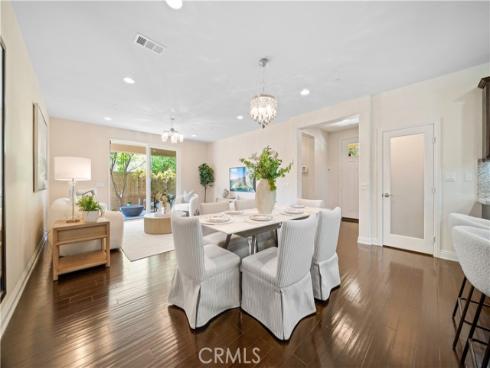 222 Compass , Irvine, CA