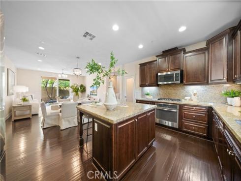 222 Compass , Irvine, CA