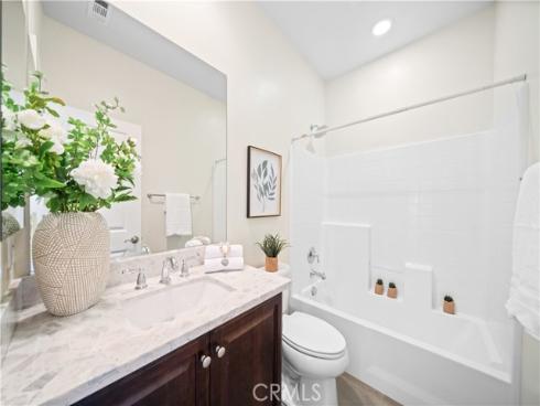 222 Compass , Irvine, CA