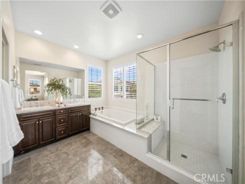 222 Compass , Irvine, CA
