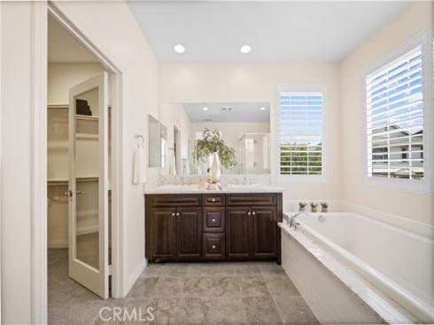 222 Compass , Irvine, CA