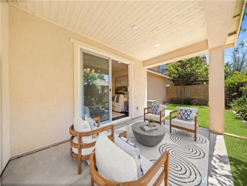 222 Compass , Irvine, CA