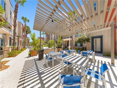 123 Citysquare , Irvine, CA