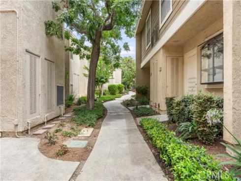 240 Pineview 3A , Irvine, CA