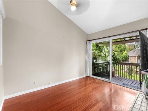 240 Pineview 3A , Irvine, CA
