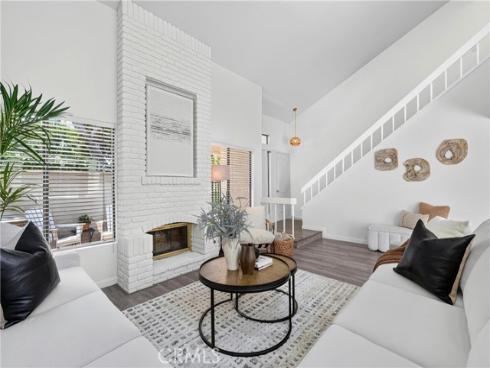 104 Navarre , Irvine, CA