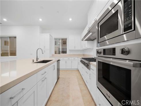 141 Sawbuck , Irvine, CA
