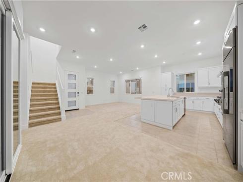 141 Sawbuck , Irvine, CA