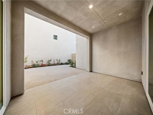 141 Sawbuck , Irvine, CA