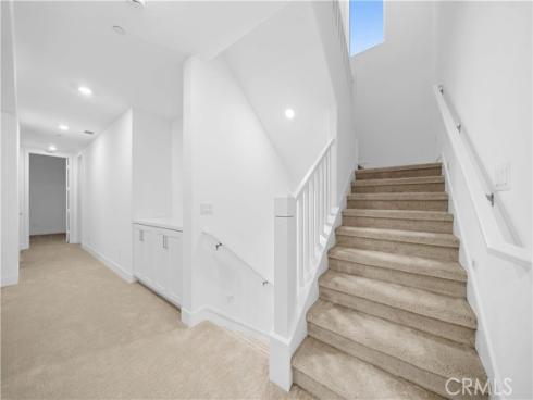 141 Sawbuck , Irvine, CA