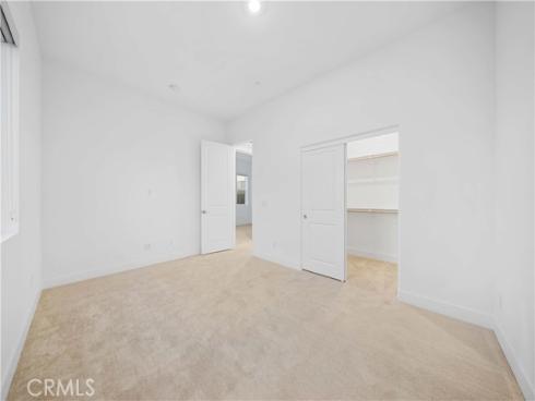 141 Sawbuck , Irvine, CA