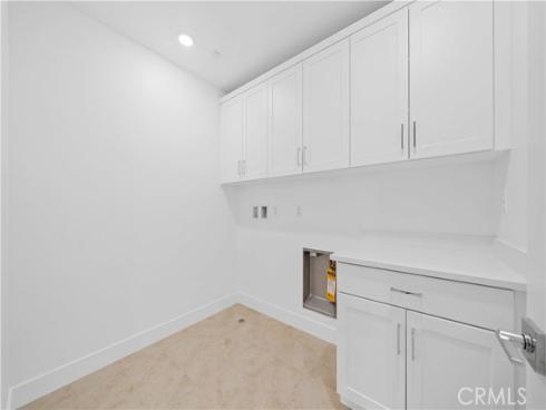 141 Sawbuck , Irvine, CA