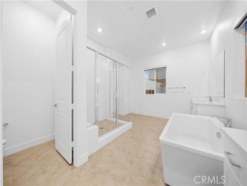 141 Sawbuck , Irvine, CA