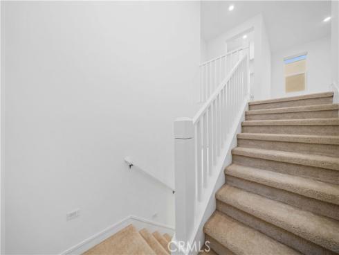 141 Sawbuck , Irvine, CA
