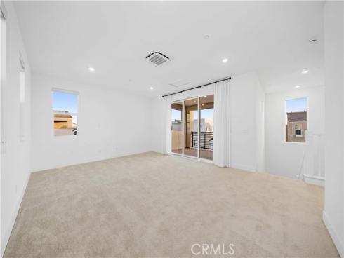 141 Sawbuck , Irvine, CA