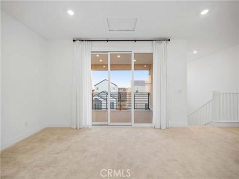 141 Sawbuck , Irvine, CA