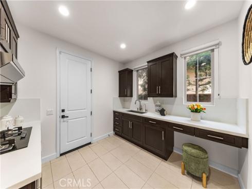 139 Sunset , Irvine, CA