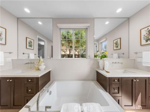 139 Sunset , Irvine, CA
