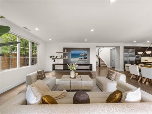 139 Sunset , Irvine, CA