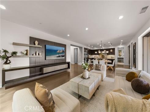 139 Sunset , Irvine, CA