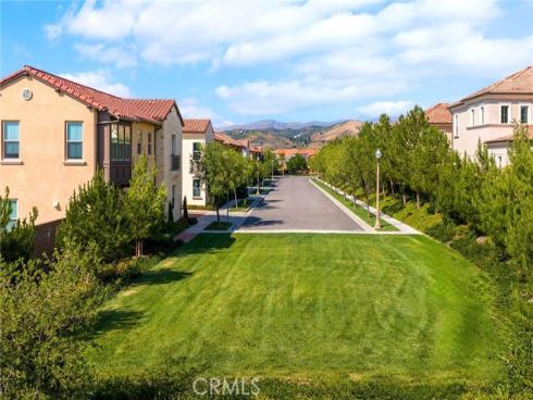 117 Petunia , Irvine, CA